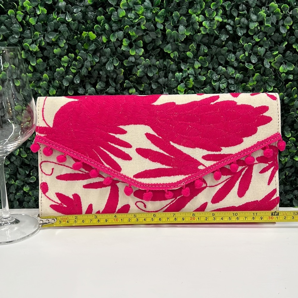Clutch/Crossbody Catrina - Hot Pink Poms